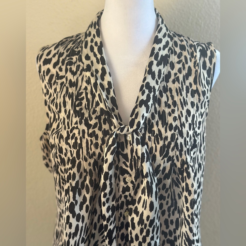 Anne Klein Animal Print Sleeveless Blouse - Picture 3 of 4
